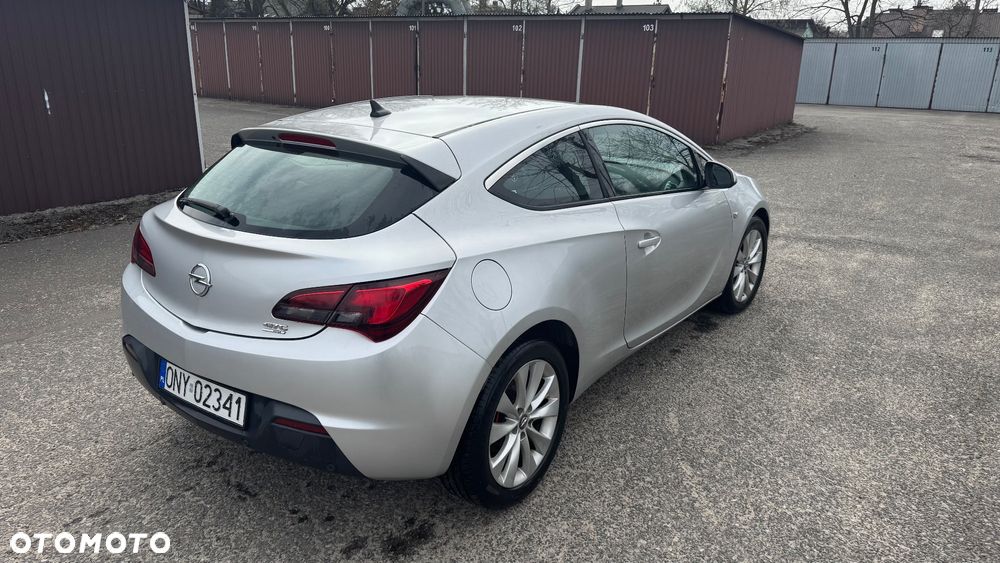 Opel Astra 2.0 CDTI ecoFLEX Start/Stop - 6