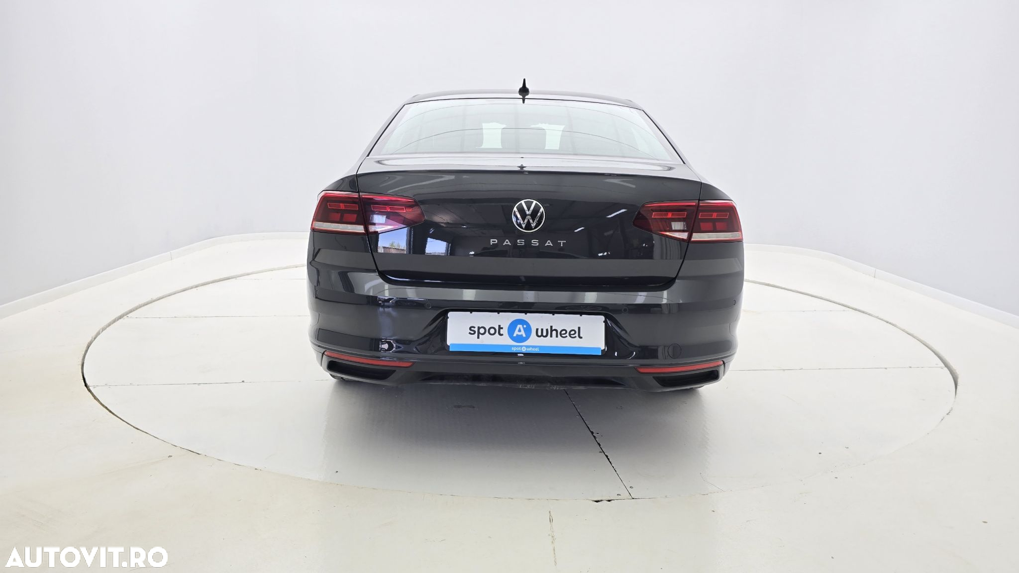 Volkswagen Passat - 7