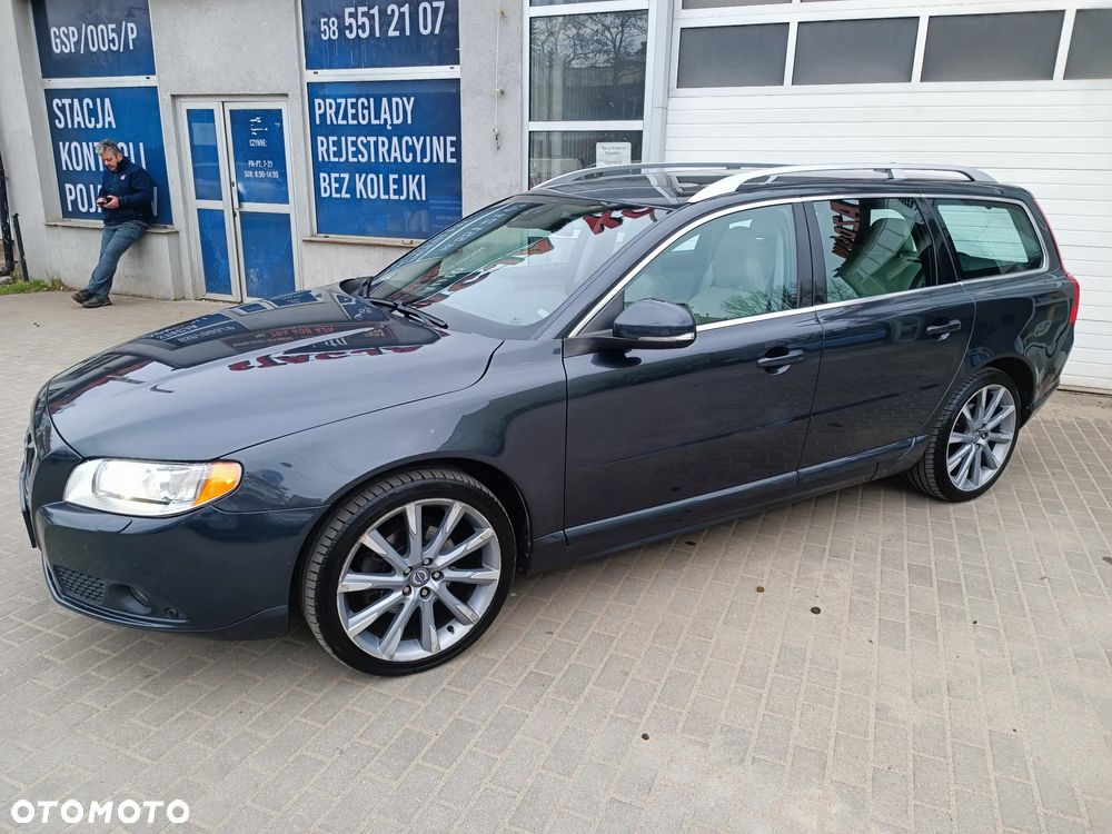 Volvo V70 T4 Powershift Summum - 3