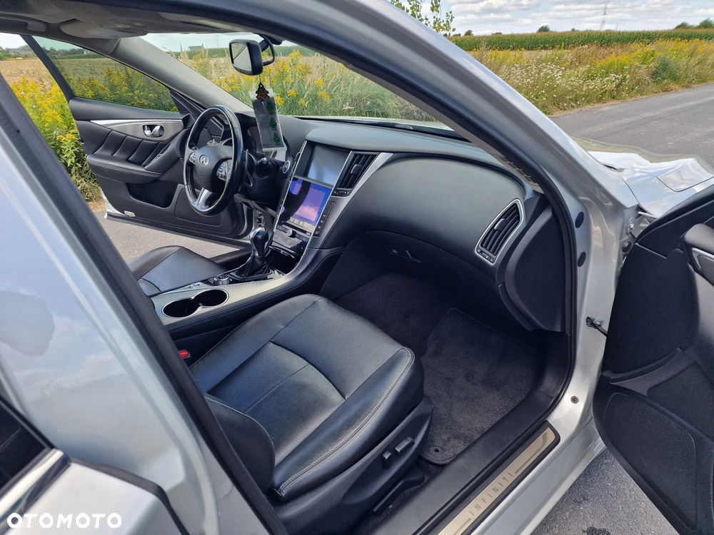 Infiniti Q50 - 17