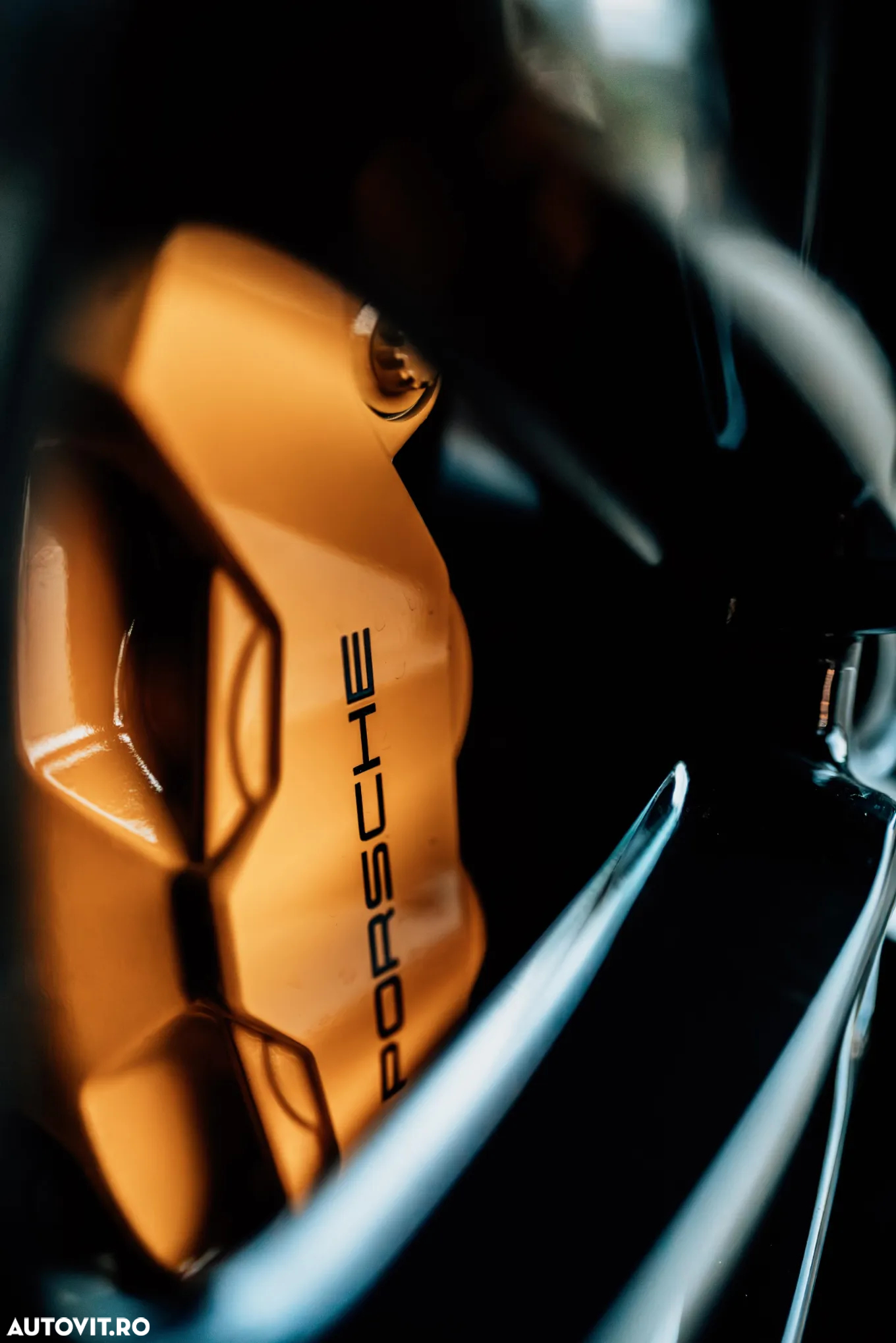 Porsche Taycan - 13