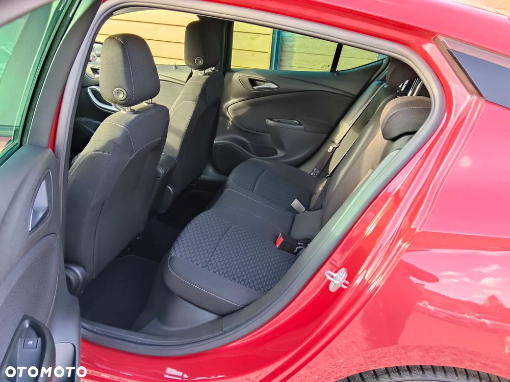 Opel Astra 1.2 Turbo Elegance - 23