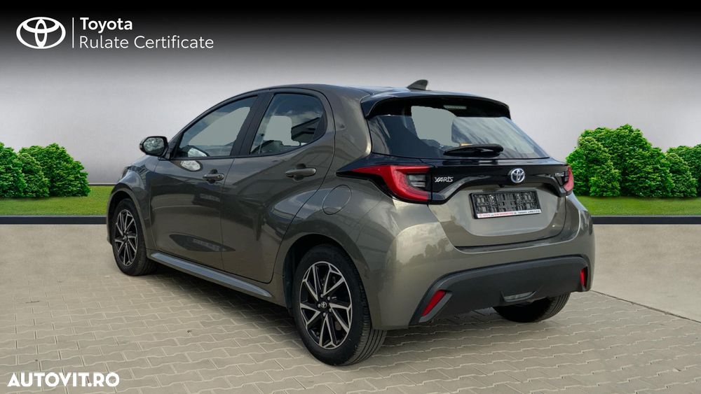 Toyota Yaris 1.5 VVT-i HSD Dynamic Plus - 2