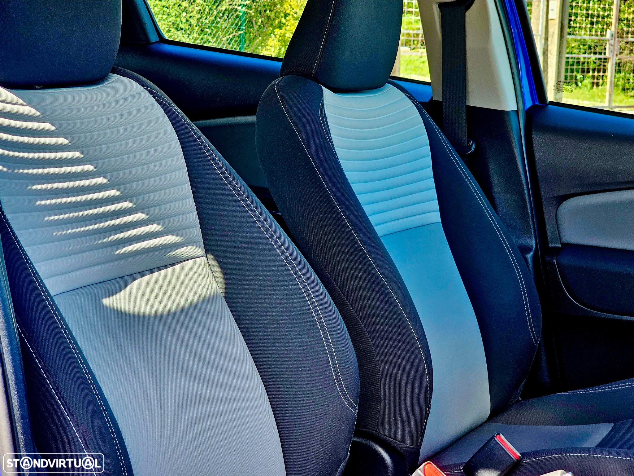 Toyota Yaris 1.0 VVT-i Comfort Plus - 18