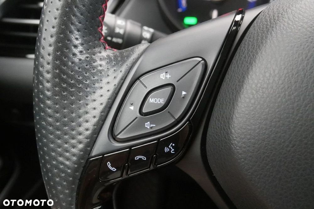 Toyota C-HR - 26