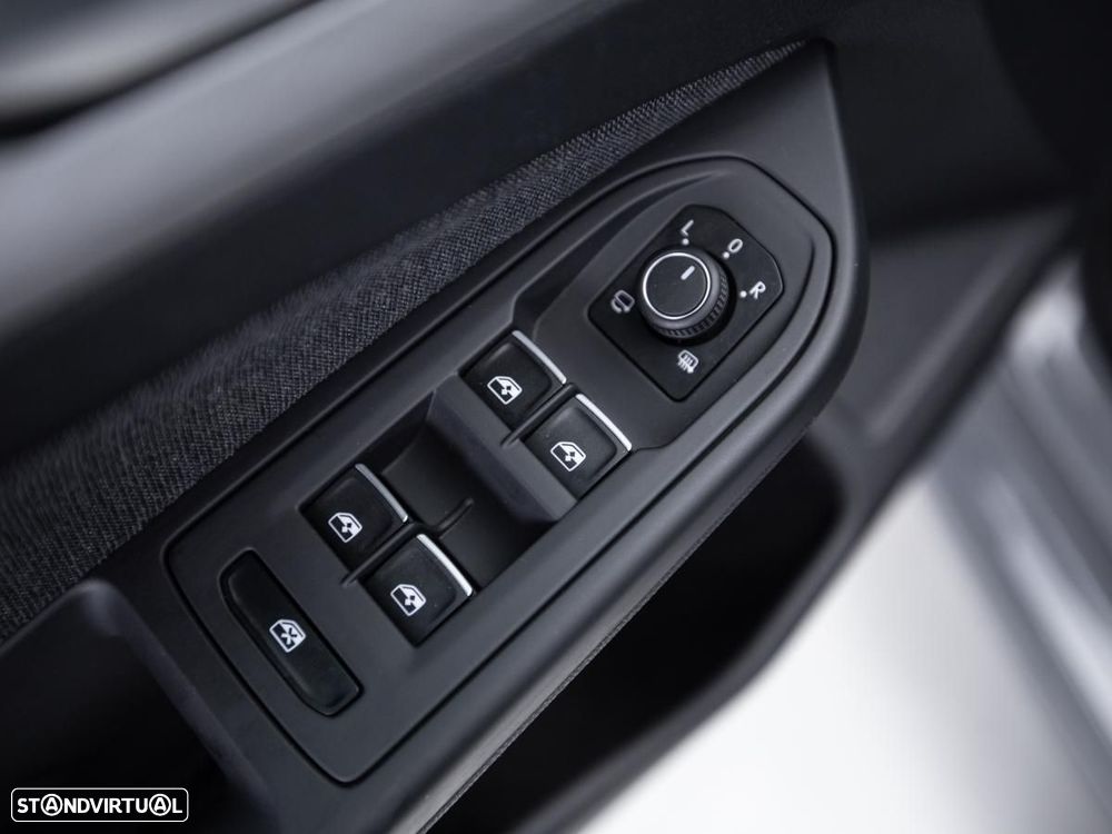 VW Golf Variant 2.0 TDi Life DSG - 11