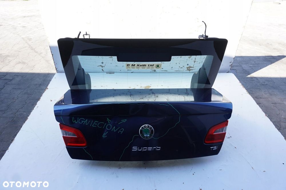 KLAPA TYŁ USZKODZONA SKODA SUPERB II 2 HB 9462 - 1