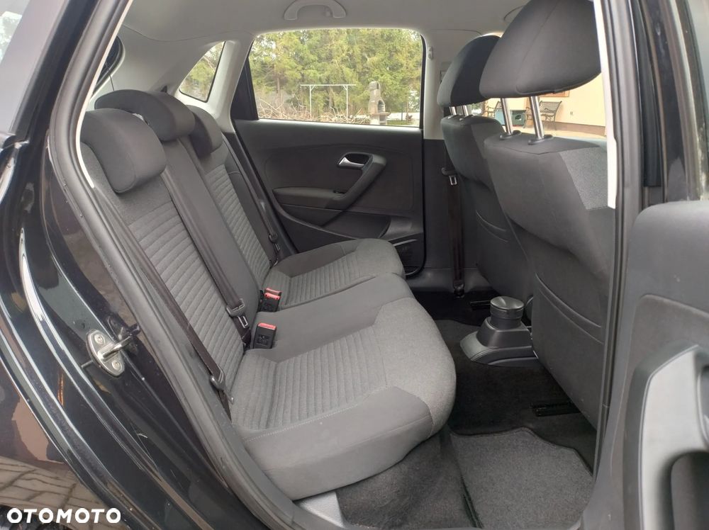 Volkswagen Polo 1.4 16V Comfortline - 27