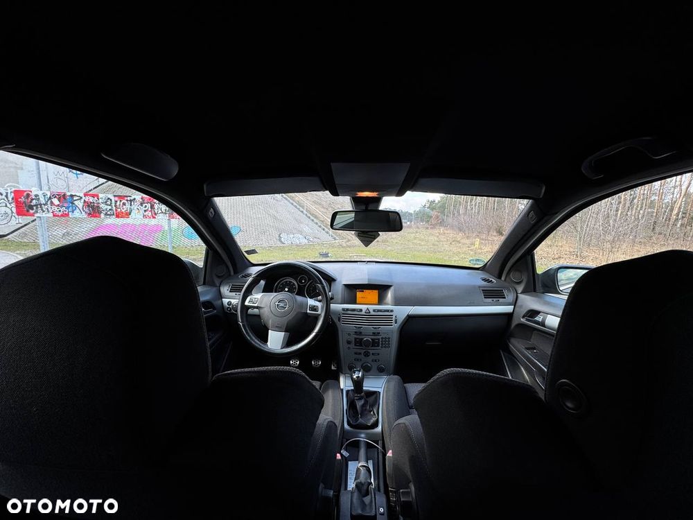 Opel Astra 2.0 T Sport - 9