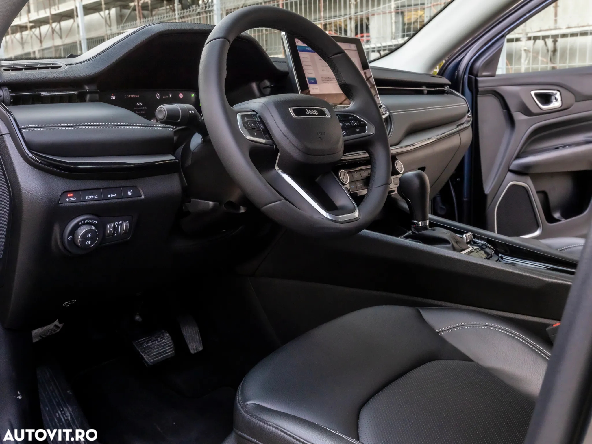 Jeep Compass 1.3 T4 4xe PLUG-IN HYBRID Automatik S - 31