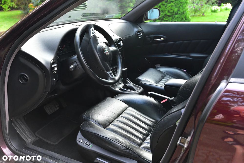 Alfa Romeo 166 3.0 V6 24V Sportronic Progression - 8