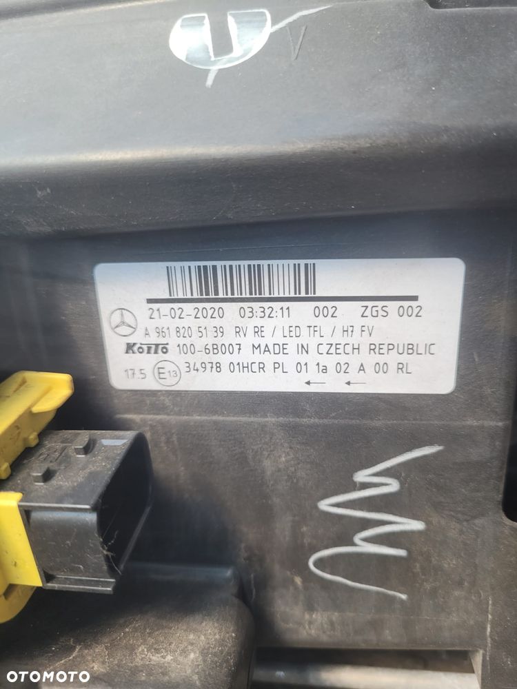 Lampa MP5 Mercedes Actros - 5