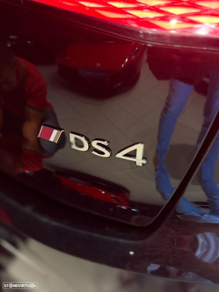 DS DS4 1.5 BlueHDi Performance Line EAT8 - 42