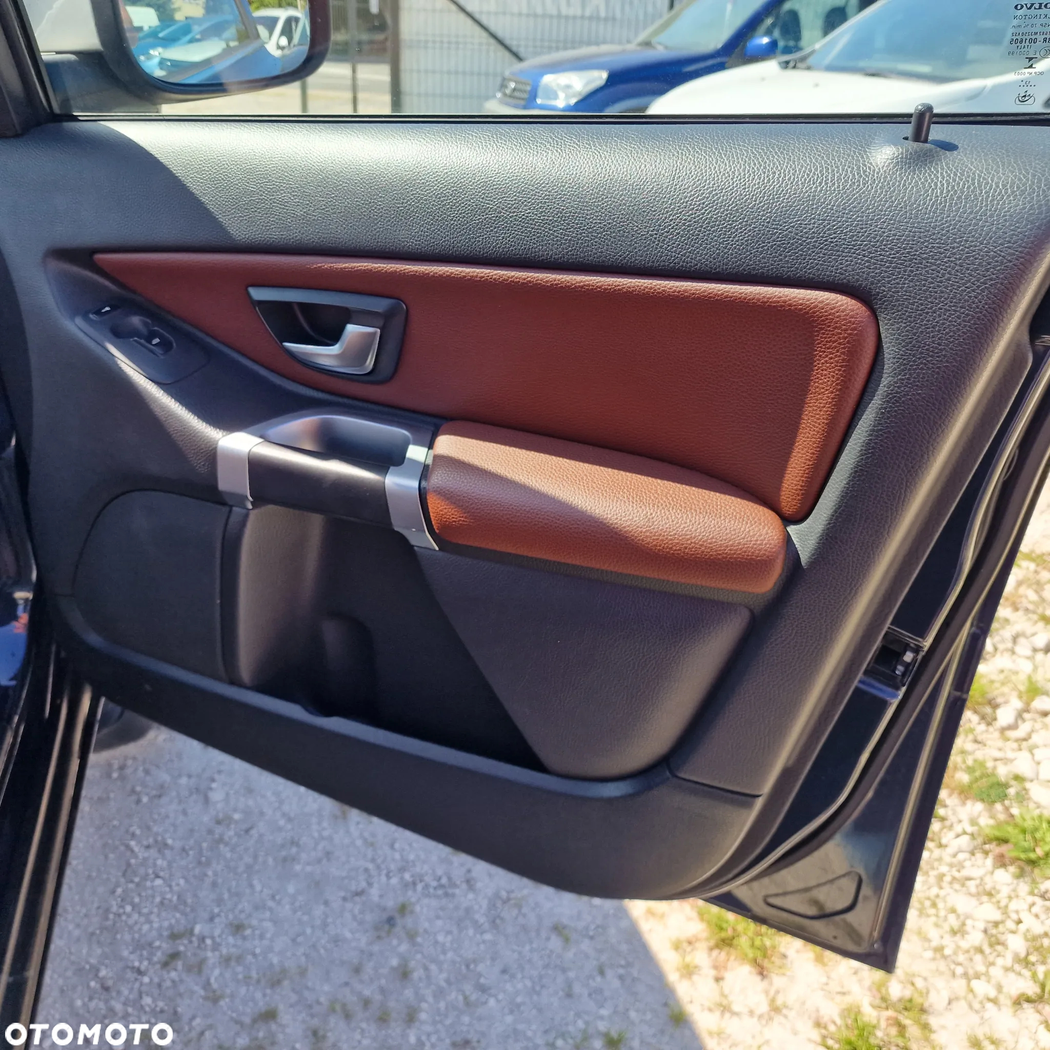 Volvo XC 90 D5 AWD Executive - 29