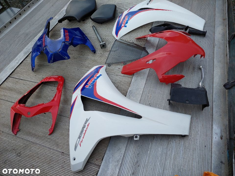 HONDA CBR 1000 RR SC59 HRC bok boczek owiewka czasza siedzenie ogon 08r - 3