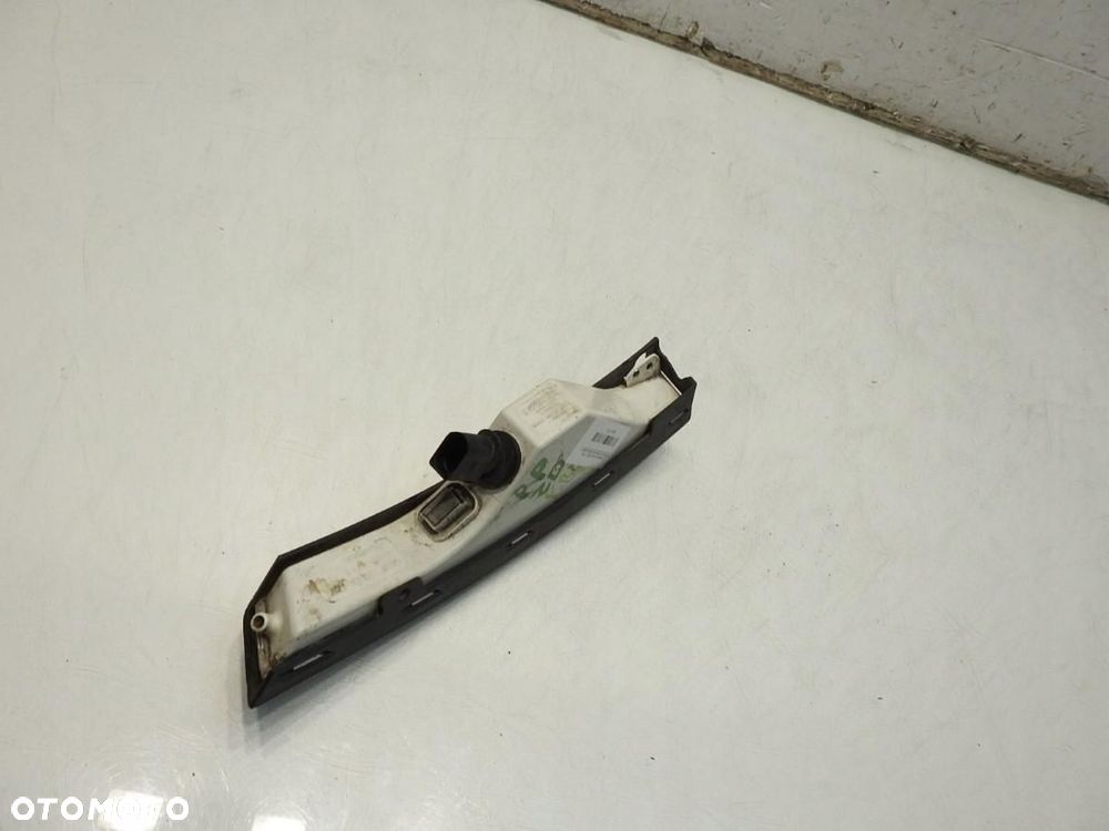 KIERUNKOWSKAZ ZDERZAKA PRAWY PRZÓD VW PASSAT B6 LIFT 3C0953042L - 3