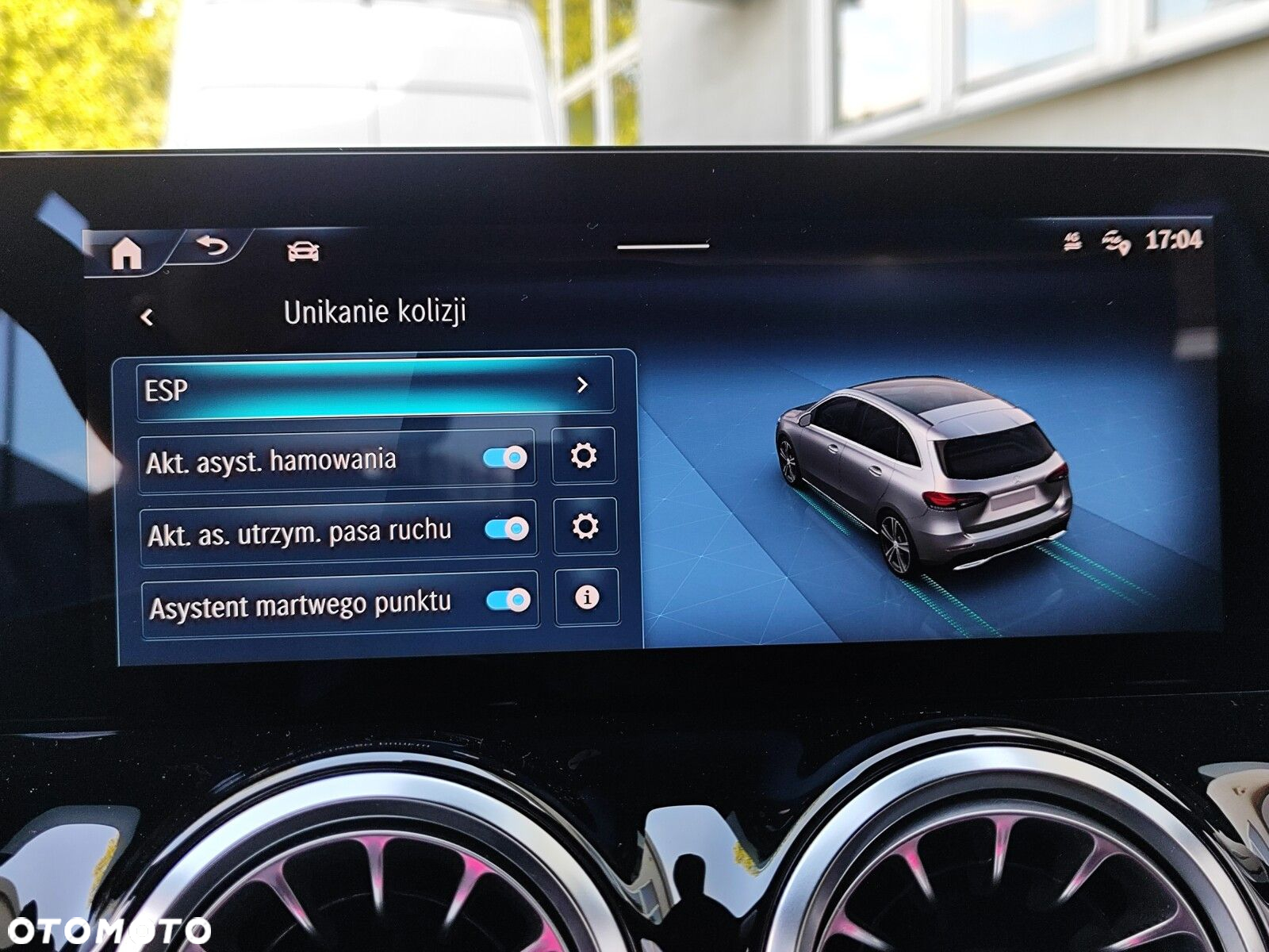 Mercedes-Benz Klasa B 220 4-Matic AMG Line 7G-DCT - 31