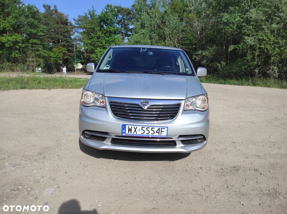 Lancia Voyager 2.8CRD Gold - 3