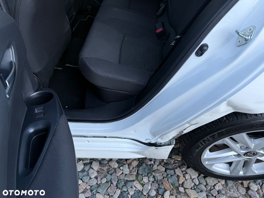 Toyota Corolla 1.8 Hybrid Comfort - 12