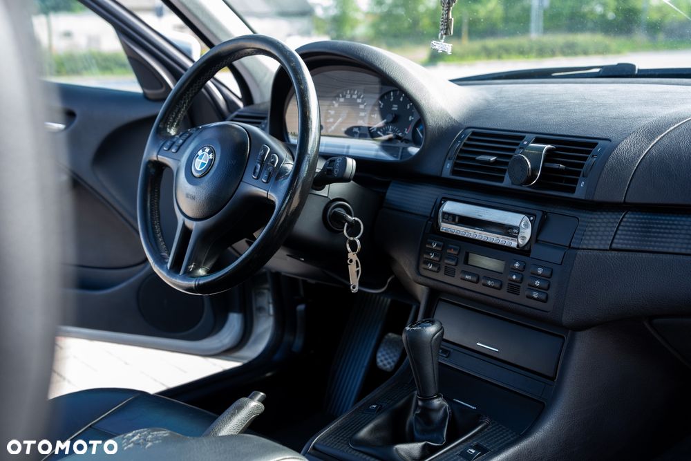 BMW Seria 3 - 12