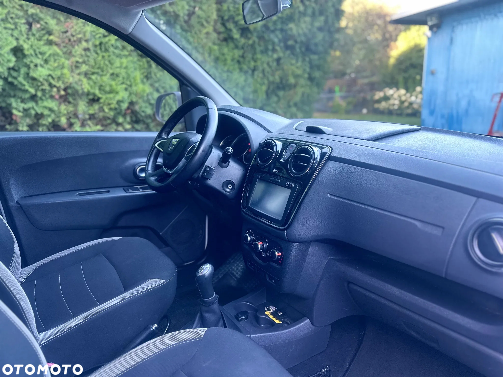 Dacia Lodgy TCe 115 Stepway - 8