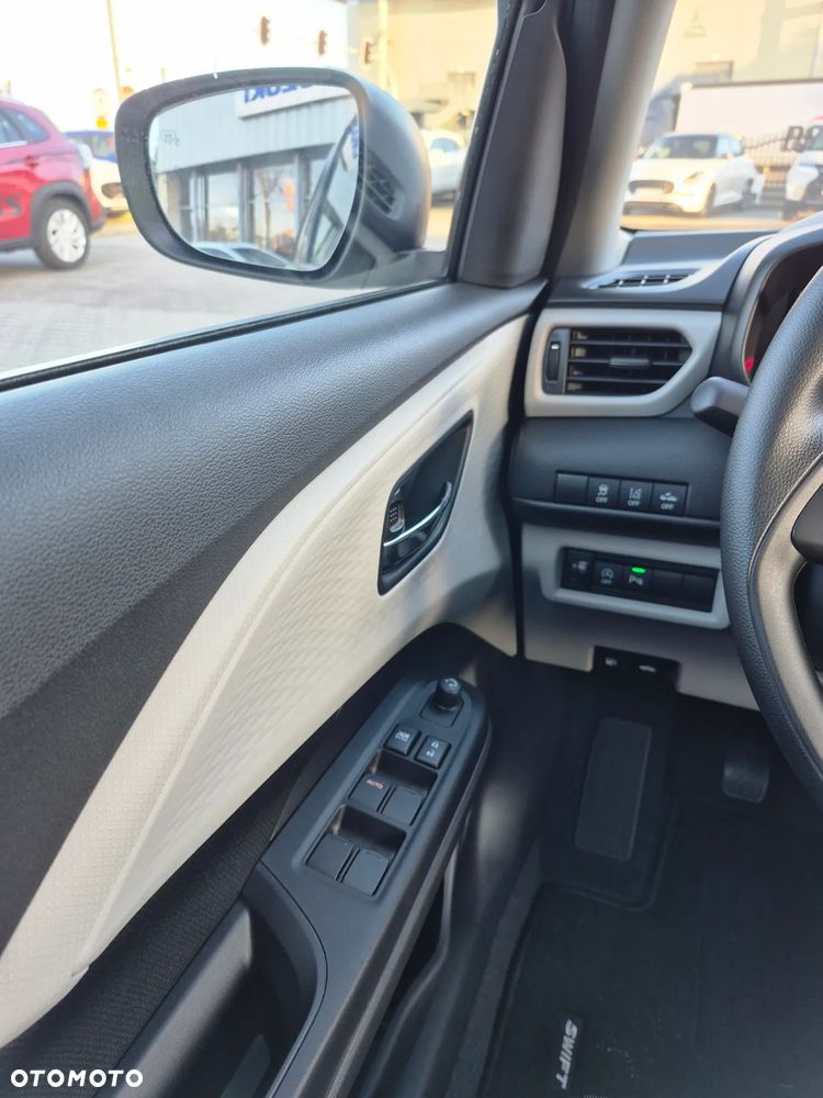 Suzuki Swift - 10