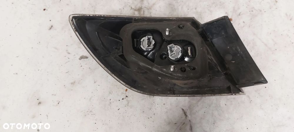 .  LAMPA TYL TYLNA PRAWA MAZDA 3BK LIFT HB SPORT - 2