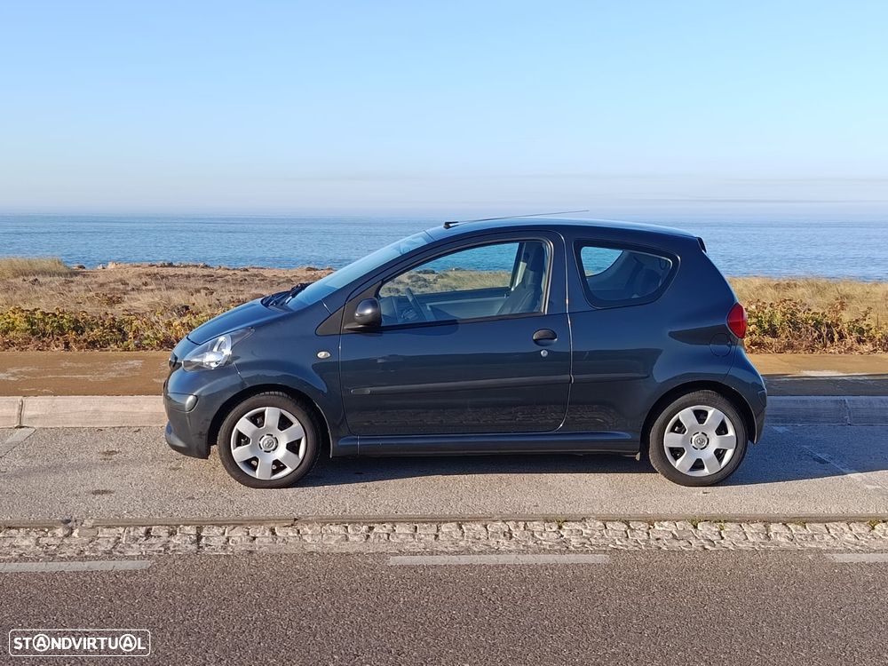Toyota Aygo 1.0 - 2