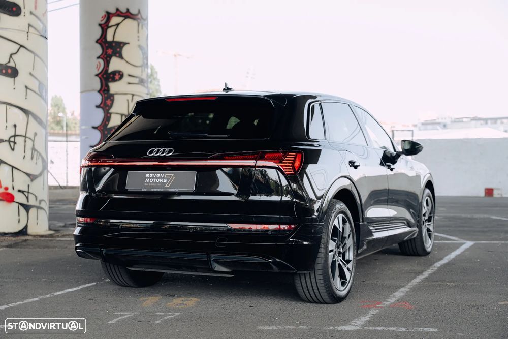 Audi e-tron 55 quattro S line - 17
