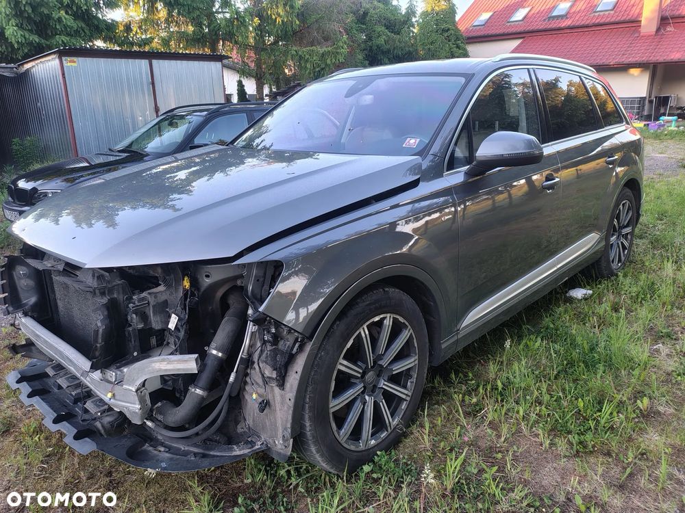 Audi Q7 3.0 TDI Quattro Tiptronic - 5