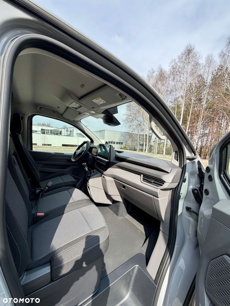 Volkswagen Transporter Furgon silnik: 2,0 l TDI 150 KM / skrzynia biegów: 6-biegowa manualna rozstaw osi: 3500 mm - 10