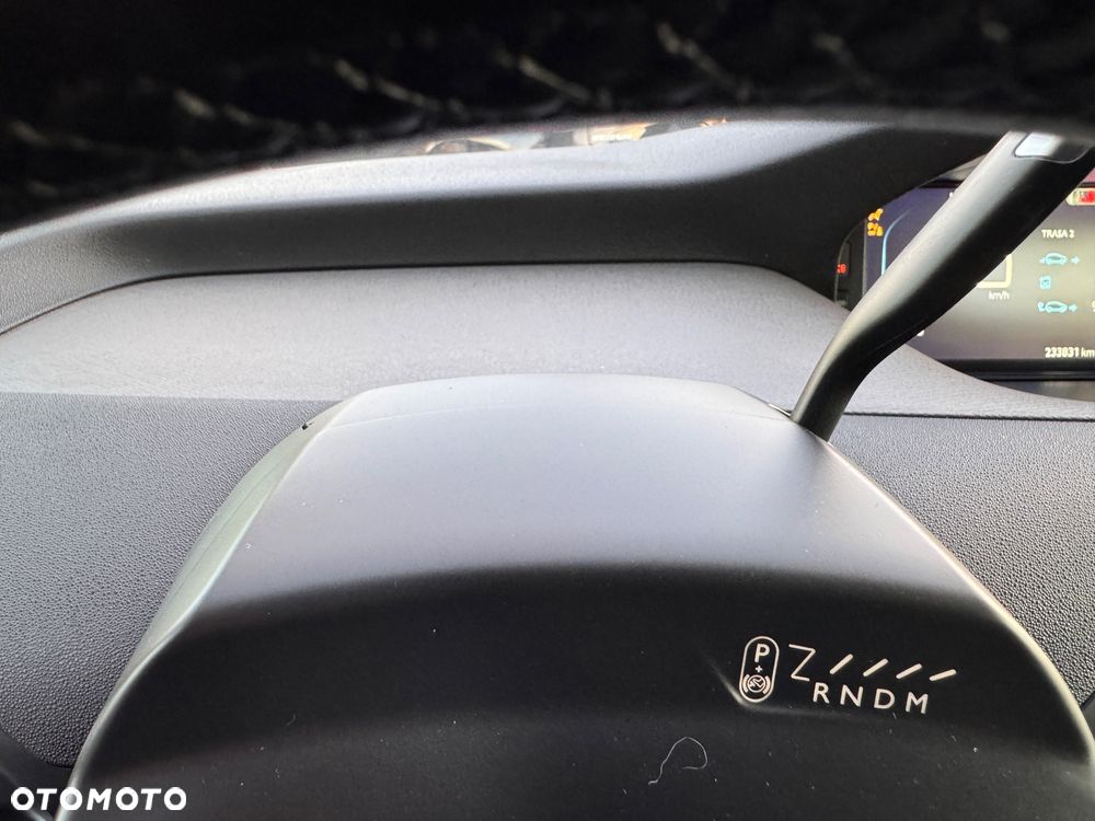 Citroën C4 Picasso 1.6 BlueHDi Shine S&S EAT6 - 16