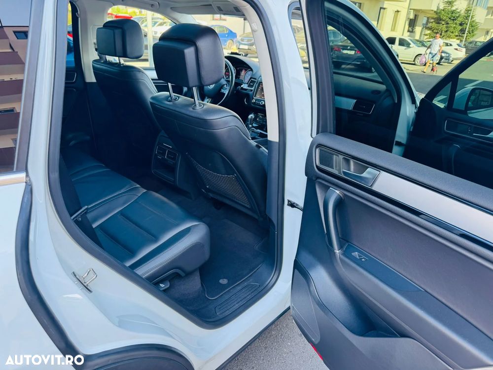 Volkswagen Touareg 3.0 V6 TDI BMT - 8