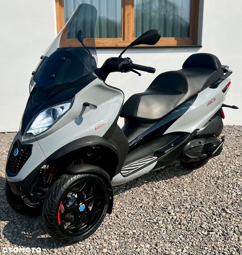 Piaggio MP-3 - 7