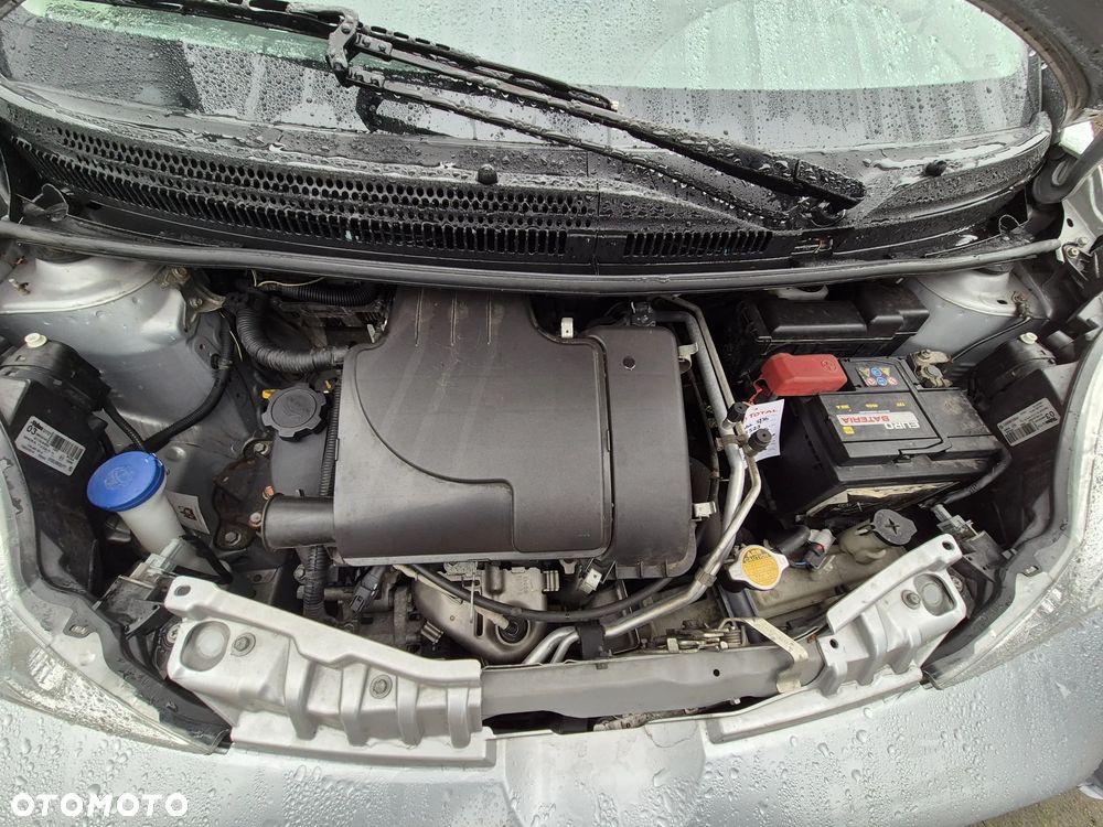Peugeot 107 - 12