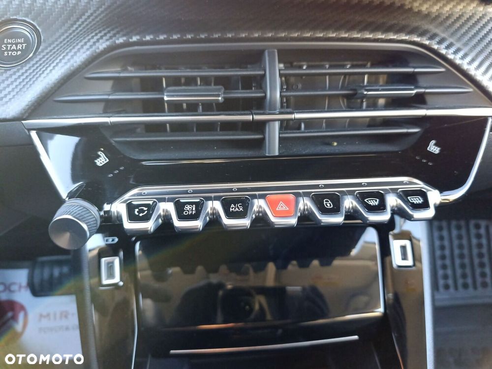 Peugeot 208 1.2 T Allure S&S - 34