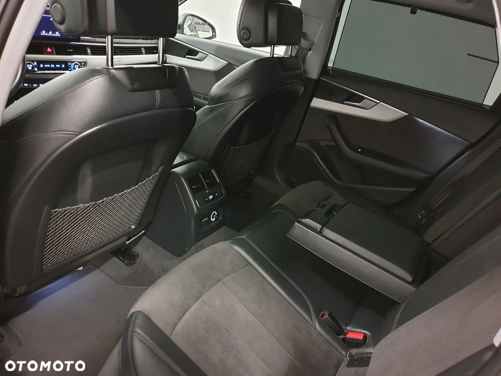 Audi A4 Avant 40 TDI Quattro S Line S tronic - 28