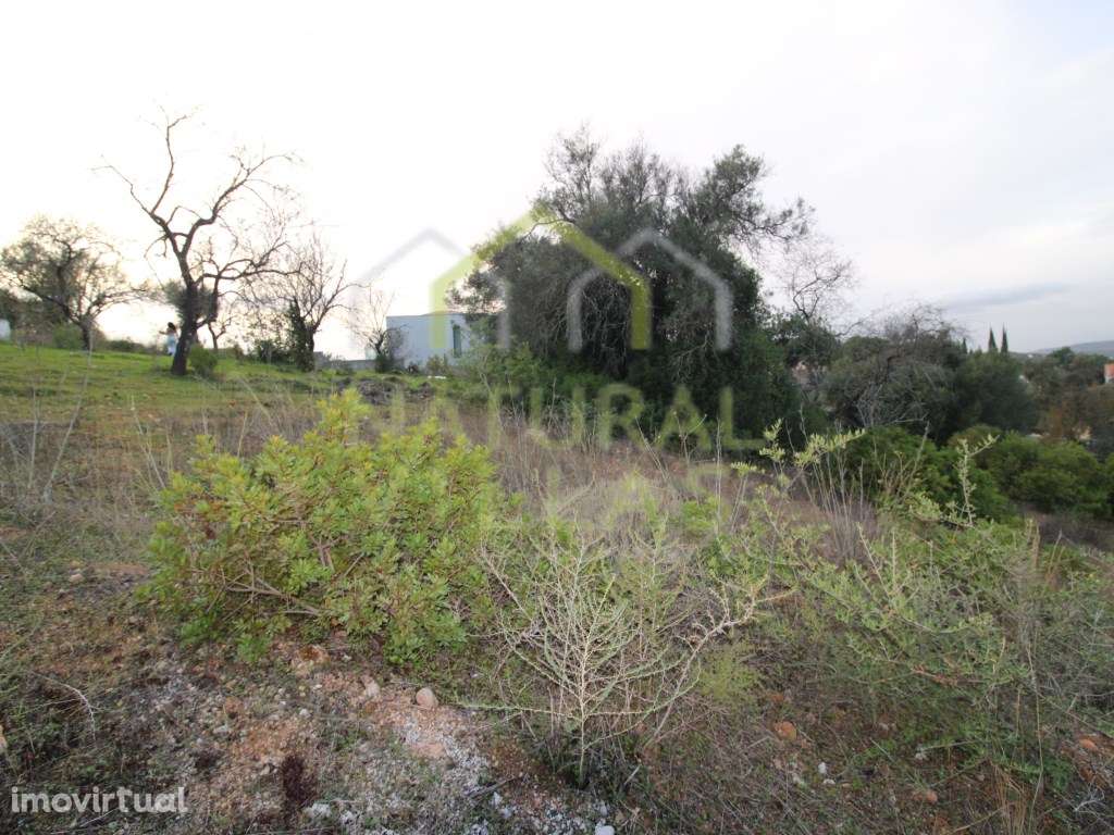 Terreno com Viabilidade Construtiva em Poço da Amoreira, Loulé - Grande imagem: 2/8
