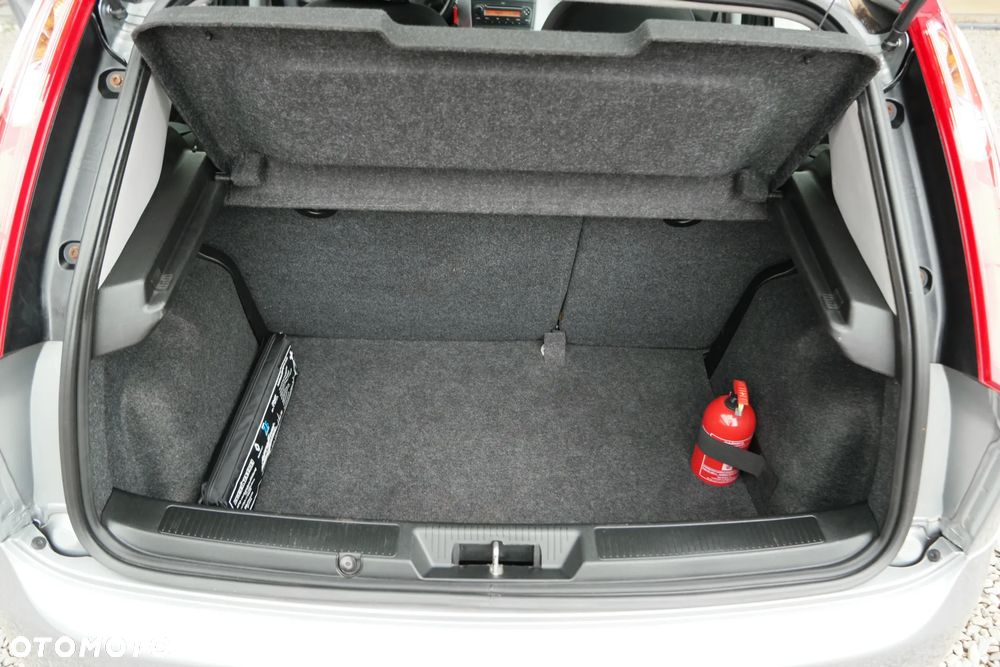 Fiat Grande Punto 1.2 8V - 18