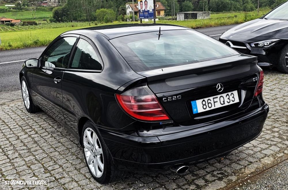 Mercedes-Benz C 220 CDI Sportcoupe - 22