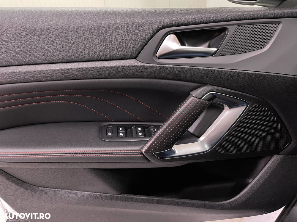 Peugeot 308 BlueHDi FAP 130 EAT8 Stop & Start GT - 26