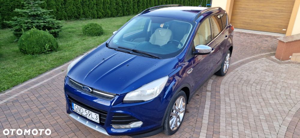 Ford Escape 2.0 EcoBoost AWD Titanium - 17