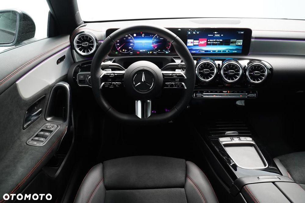 Mercedes-Benz CLA 200 mHEV AMG Line 7G-DCT - 12