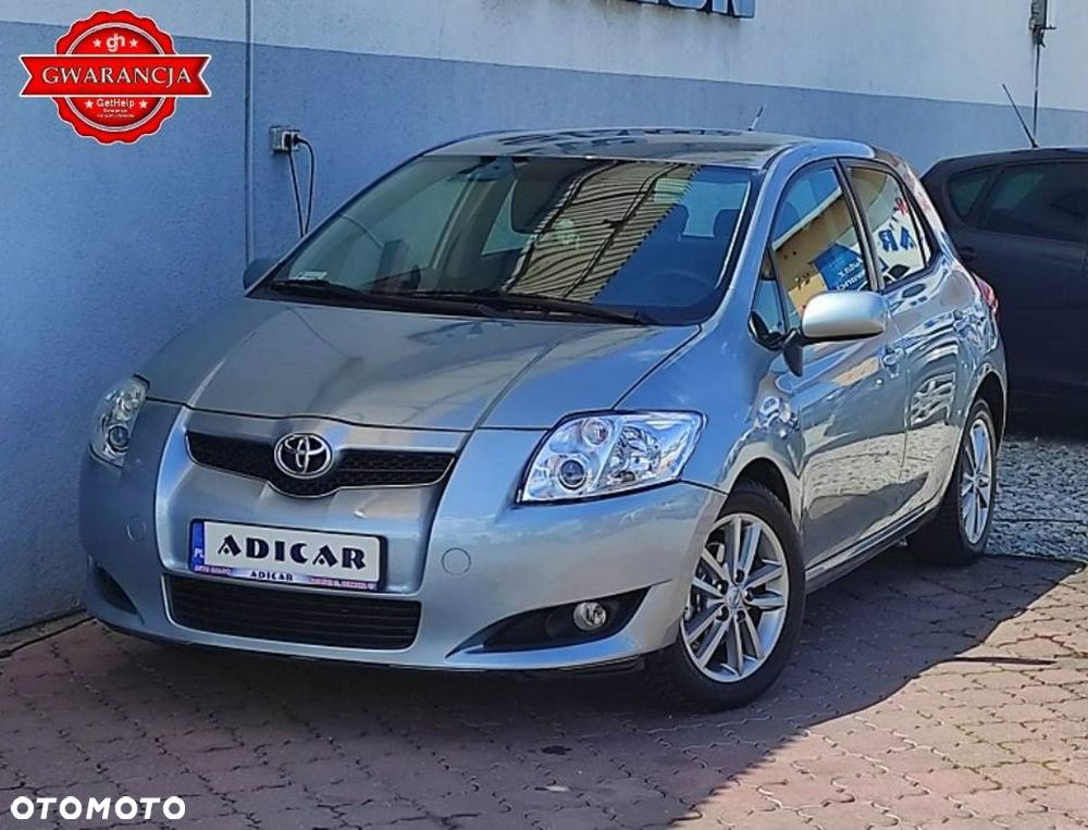 Toyota Auris - 1