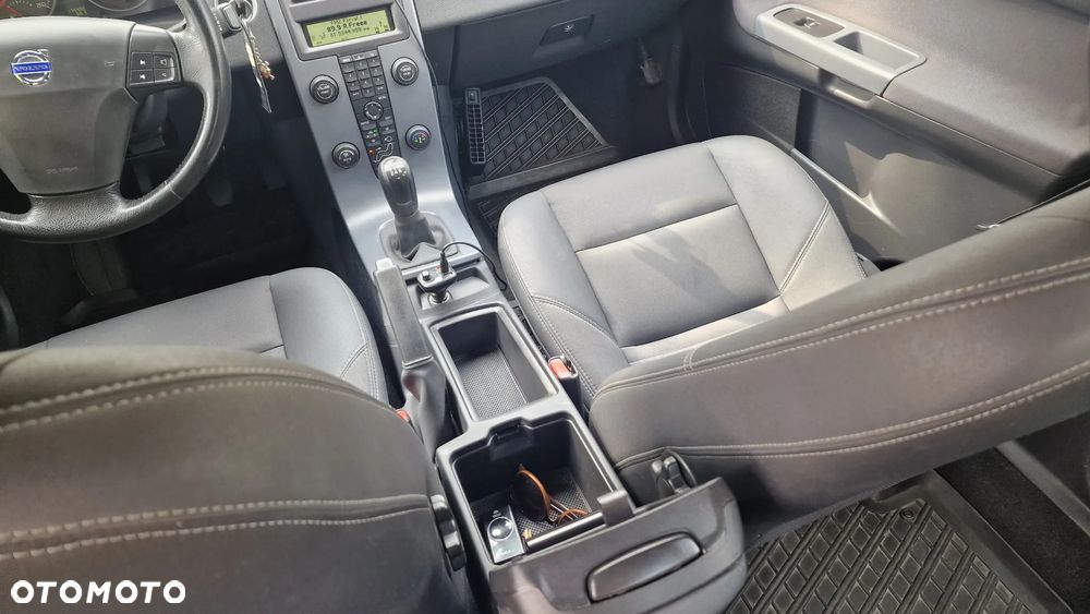 Volvo S40 1.8 - 13
