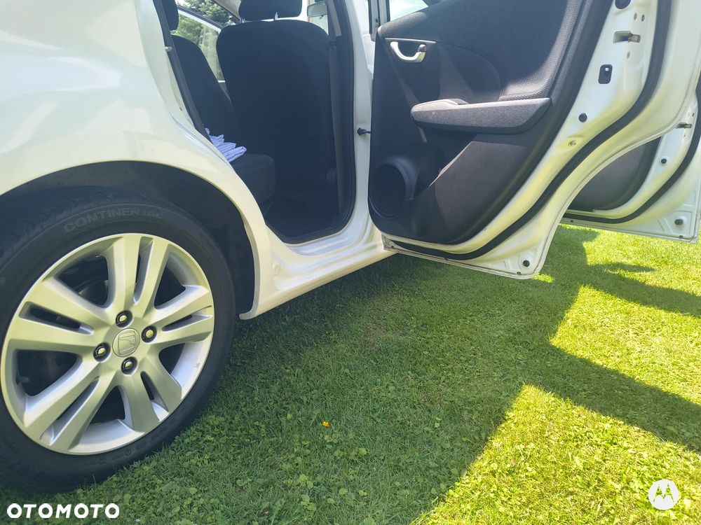 Honda Jazz 1.4 i-VTEC Exclusive - 24