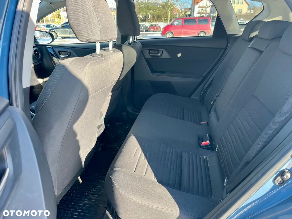 Toyota Auris 1.8 HSD Prestige NAVI - 10