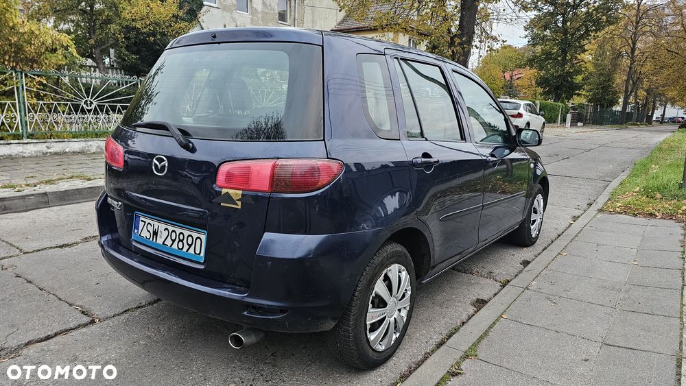 Mazda 2 - 7