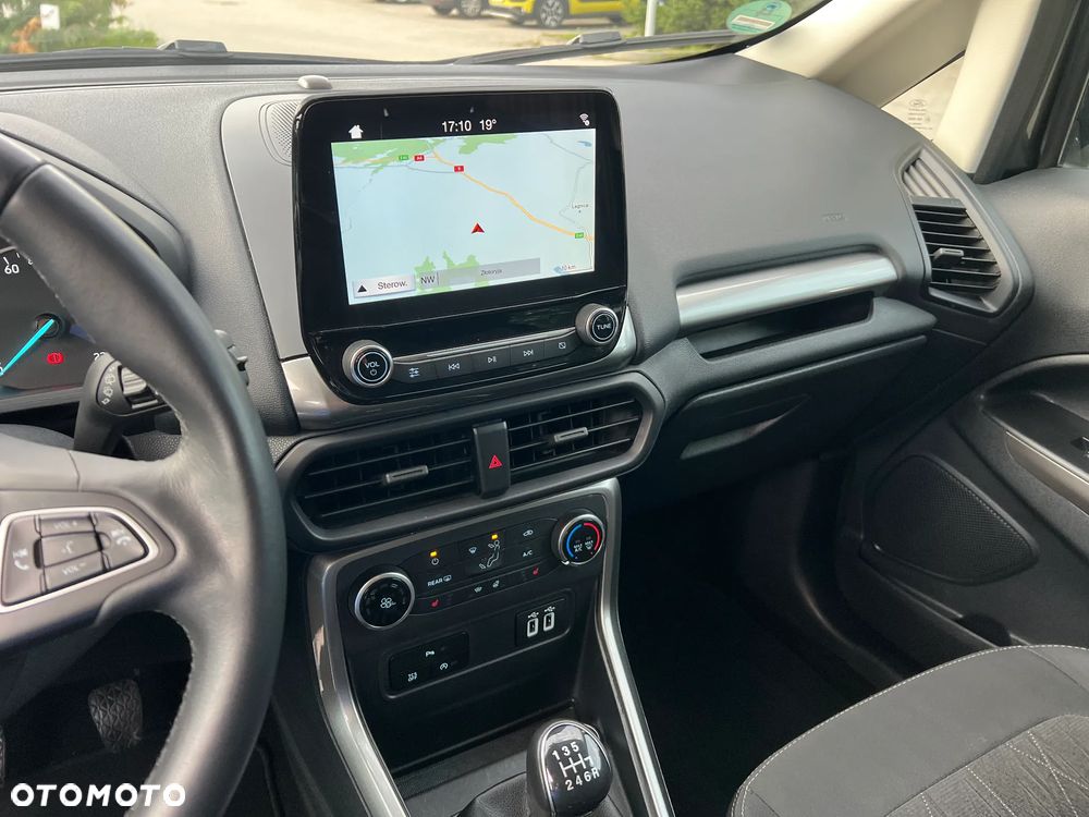 Ford EcoSport 1.0 EcoBoost TITANIUM X - 17