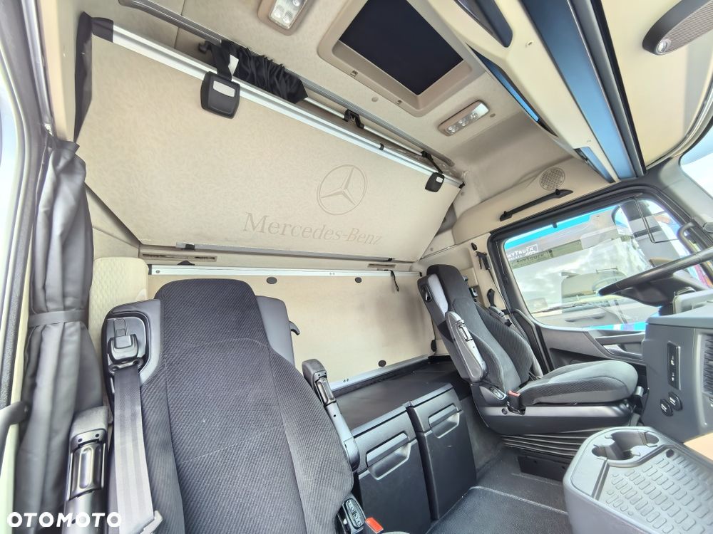 Mercedes-Benz Actros 2545 // Lusterka // BigSpace // Rozstaw 4600mm // Standard // MP5 // - 31